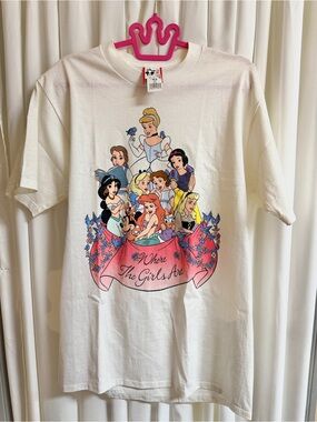 Rare Vintage Disney Where the girls are Golden Size L princess shirt